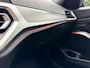 BMW 3-Serie 318i High Executive Edition | M-Sport | Schuif dak | Camera | BTW auto |