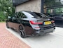 BMW 3-Serie 318i High Executive Edition | M-Sport | Schuif dak | Camera | BTW auto |