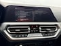 BMW 3-Serie 318i High Executive Edition | M-Sport | Schuif dak | Camera | BTW auto |