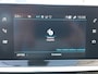 Peugeot 2008 1.2T 100pk Allure Pack | Climate control | Navigatie | Lm velgen | Camera | Apple / Android | All season banden