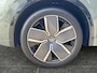 Volkswagen Tiguan 1.5 272pk eHybrid R-Line Edition Panoramaschuif-kanteldak | Voorstoelen verwarmbaar | 360 graden camera 'Area View'
