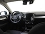 Volvo XC40 T2 Momentum | Achteruitrijcamera | Stoel/Stuurverwarming |
