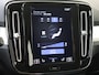 Volvo XC40 T2 Momentum | Achteruitrijcamera | Stoel/Stuurverwarming |