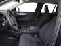Volvo XC40 T2 Momentum | Achteruitrijcamera | Stoel/Stuurverwarming |