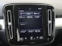 Volvo XC40 T2 Momentum | Achteruitrijcamera | Stoel/Stuurverwarming |