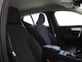Volvo XC40 T2 Momentum | Achteruitrijcamera | Stoel/Stuurverwarming |