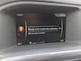Volvo V60 2.0 T3 153PK Momentum | Trekhaak | Cruise Control | PDC achter | 17'' | Bluetooth | Navi |