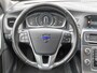 Volvo V60 2.0 T3 153PK Momentum | Trekhaak | Cruise Control | PDC achter | 17'' | Bluetooth | Navi |