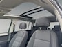 Volkswagen Touran 1.5 150pk TSI Highline 7p Rijstrookwisselassistent 'Side Assist' | Panoramaschuif-kanteldak | 'Easy Open & Close' Pakket