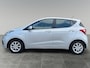 Hyundai i10 5drs. 1.0i 67pk i-Motion Comfort | TREKHAAK | Tomtom NAVI | LM-VELGEN | CLIMA | LAGE KMSTAND | CRUISECONTROL |