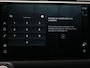 Land Rover Defender 3.0 D300 110 MHEV X-Dynamic HSE | grijs kenteken | Advanced Towing Pack | Cold Climate Pack | Android Auto / Apple CarPlay |