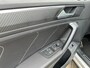 Volkswagen Tiguan 1.5 TSI R-Line Business+  Trekhaak  Camera  20''  Black style  IQ light