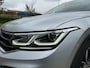 Volkswagen Tiguan 1.5 TSI R-Line Business+  Trekhaak  Camera  20''  Black style  IQ light
