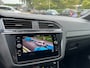 Volkswagen Tiguan 1.5 TSI R-Line Business+  Trekhaak  Camera  20''  Black style  IQ light