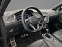 Volkswagen Tiguan R-Line Business 1.5 TSI 150pk DSG Automaat Trekhaak, Panoramadak, Lederen bekleding, Adaptive cruise control, Elektrische achterklep, LED matrix koplampen