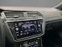 Volkswagen Tiguan R-Line Business 1.5 TSI 150pk DSG Automaat Trekhaak, Panoramadak, Lederen bekleding, Adaptive cruise control, Elektrische achterklep, LED matrix koplampen