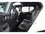 Volvo XC40 T3 163PK R-Design | Trekhaak | Schuifdak | Harman/Kardon