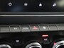 Renault Clio 1.6 E-Tech Hybrid Equilibre 145PK | Automaat | Navigatie | Airco | Cruise Control/Snelheidsbegrenzer | Apple CarPlay & Android Auto | Parkeersensoren | Bluetooth Telefoonvoorbereiding | Licht-en Regensensor |