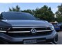 Volkswagen T-Roc 1.5 TSI R-Line Black Style LED grill, Adaptive cruise, Ergo active + Massage, IQ Light, Afn. trekhaak, Camera
