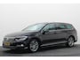 Volkswagen Passat Variant 1.6 TDI DSG Highline Business R-Line Panoramadak, Virtual Cockpit, Trekhaak, Camera, Apple Carplay, PDC, 17''
