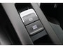 Volkswagen Passat Variant 1.6 TDI DSG Highline Business R-Line Panoramadak, Virtual Cockpit, Trekhaak, Camera, Apple Carplay, PDC, 17''