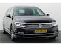 Volkswagen Passat Variant 1.6 TDI DSG Highline Business R-Line Panoramadak, Virtual Cockpit, Trekhaak, Camera, Apple Carplay, PDC, 17''
