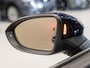 Volkswagen Golf 1.5 eTSI R-Line Business+ 150pk / Dodehoek detectie / Elektrisch verstelbare stoelen met geheugen / Achteruitrijcamera / Stoelverwarming / Apple carplay /