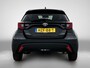 Toyota Yaris 1.5 Hybrid 115 Dynamic Comfort Pack | BTW voertuig | Dodehoek detectie | Stoel+stuurverwarming | Apple CarPlay/Android Auto | Climate Control | Cruise Control Adaptive | Achteruitrijcamera | Parkeersensoren voor+achter |
