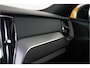 Volvo XC60 2.0 T6 Plug-in hybrid AWD Plus Dark Long Range 350PK | Harman/Kardon | Sportstoelen | LED | Pano | 12 MND Garantie