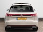 Volkswagen Touareg 3.0 TSi eHybrid 4MOTION Elegance | Nachtvisie | Stoel verwarming/ventilatie + stuurverwarming | Schuif/kantel dak | Luchtvering | Voorruitverwarming | Memory seats |