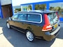 Volvo V70 2.0 T4 INSCRIPTION,AUT,SCHUIFD,ORG NL,TREKH.DEALER O/H