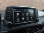 Hyundai Kona 1.0 T-GDI Premium 2WD | Stoelverw. | Stuurverw. | Krell Audio | Schuif / kanteldak | HUD | Apple CarPlay | Afneembare trekhaak