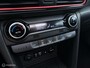 Hyundai Kona 1.0 T-GDI Premium 2WD | Stoelverw. | Stuurverw. | Krell Audio | Schuif / kanteldak | HUD | Apple CarPlay | Afneembare trekhaak