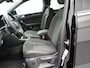 Volkswagen T-Roc R-Line 1.5 TSI 150 PK Automaat | LED Plus | Trekhaak | Achteruitrij Camera | Climate Control | Ergo-Active Voorstoelen | Navigatie |