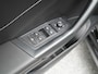 Volkswagen T-Roc R-Line 1.5 TSI 150 PK Automaat | LED Plus | Trekhaak | Achteruitrij Camera | Climate Control | Ergo-Active Voorstoelen | Navigatie |