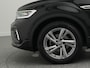 Volkswagen T-Roc R-Line 1.5 TSI 150 PK Automaat | LED Plus | Trekhaak | Achteruitrij Camera | Climate Control | Ergo-Active Voorstoelen | Navigatie |