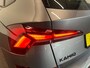Skoda Kamiq 1.0 TSI Monte Carlo Panoramadak Wegklapbare trekhaak Navigatie Apple Carplay Android Auto Camera Parkeerhulp Adaptive Cruise Control Stoel- en stuurverwarming Virtual Cockpit Full Led Climate Control Lichtmetalen velgen