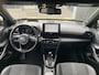 Toyota Yaris Cross 1.5 Hybrid Adventure | Navigatie | Camera | Adaptieve Cruise Control | Climate Control | Stuurwiel en Stoel Verwarming | Elektrische Achterklep | LM-velgen |