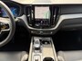 Volvo XC60 T8 Plug-in-hybrid AWD Polestar Engineered | 22 inch hoogglans zwart | Trekhaak elektr.