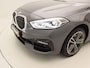 BMW 1-Serie 118i Business Edition | Apple carplay & Android auto | Parkeersensoren voor & achter | Sportstoelen | Stoelverwarming | Climate control | Cruise control |