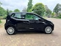 Volkswagen Up! 1.0 high up! | Sportieve uitvoering | PDC | Airco | Luxe!