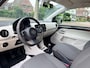 Volkswagen Up! 1.0 high up! | Sportieve uitvoering | PDC | Airco | Luxe!