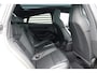 Porsche Taycan Performance 84 kWh | Warmtepomp | Panoramadak | Adaptive Cruise Control | Krijt | Luchtvering | Comfortstoelen |