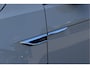 Volkswagen T-Roc 1.5 TSI R-Line Black Style LED grill, Ascot grijs, Adaptive cruise, Ergo active + Massage, IQ Light, Afn. trekhaak, Camera