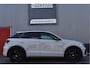 Volkswagen T-Roc 1.5 TSI R-Line Black Style LED grill, Ascot grijs, Adaptive cruise, Ergo active + Massage, IQ Light, Afn. trekhaak, Camera