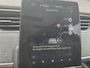 Renault Zoe R135 Intens Business 52 kWh / KOOPACCU / Trekhaak / All Seasons / Stoel & Stuurverwarming / CCS Snelladen / Apple Carplay & Android Auto / Climate Control / Achteruitrijcamera /