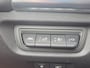 Renault Zoe R135 Intens Business 52 kWh / KOOPACCU / Trekhaak / All Seasons / Stoel & Stuurverwarming / CCS Snelladen / Apple Carplay & Android Auto / Climate Control / Achteruitrijcamera /