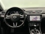 Skoda Superb Combi 1.4 TSI ACT Style Business | Automaat | Carplay | Trekhaak | Leder | Camera | Navigatie |