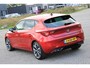 SEAT Leon 1.5 eTSI FR FR | Carplay | ACC | DCC | LED | Parkeersensoren | Trekhaak | Dealer Onderhouden