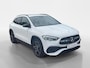 Mercedes-Benz GLA 180 Business Solution AMG *Automaat*Navi+Camera*Trekhaak*Stoelverwarming*Elekt. Achterklep.*1ste Eigenaar!